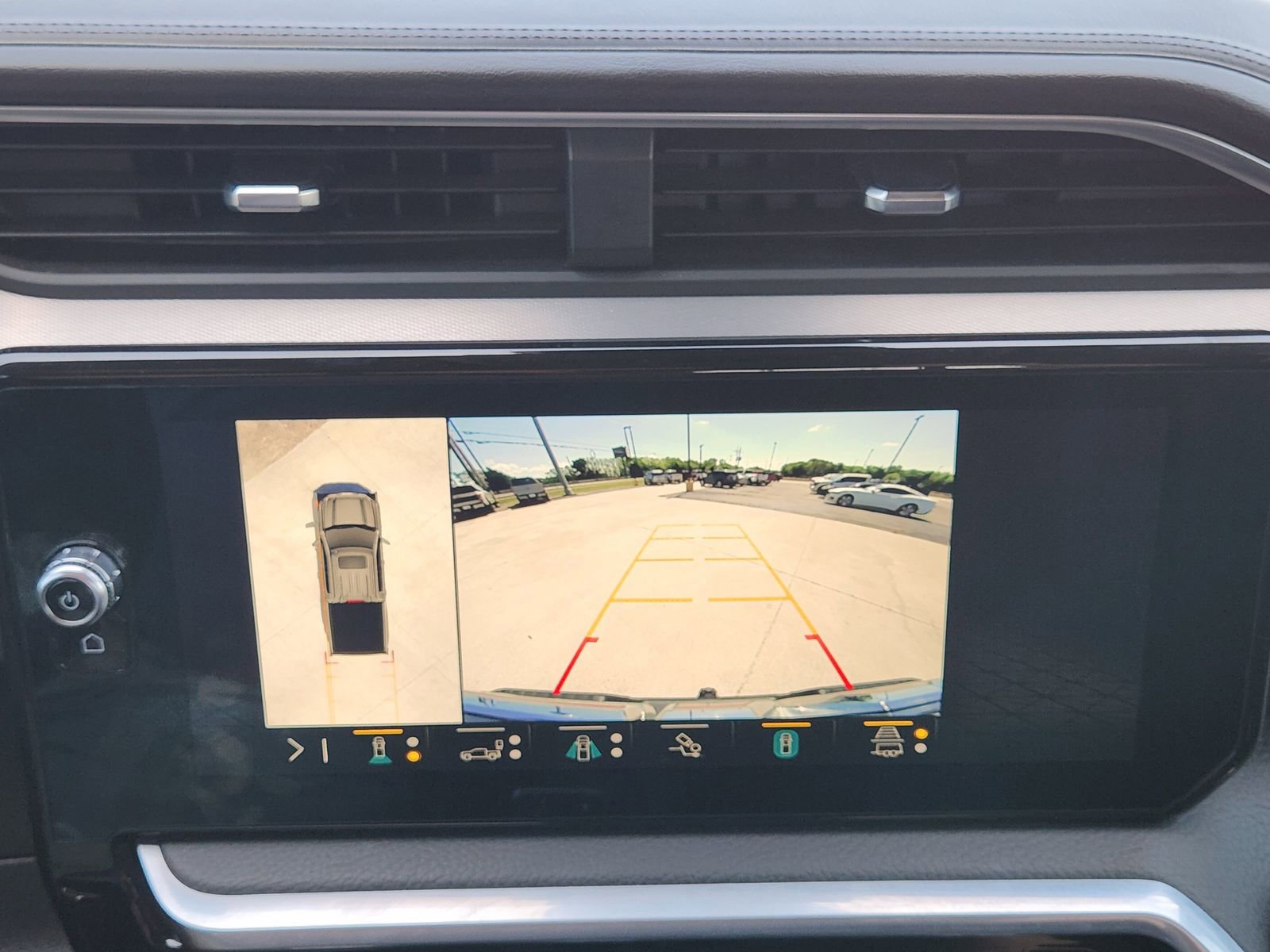 Used 2022 GMC Sierra 1500 Denali w/ Technology Package image 19