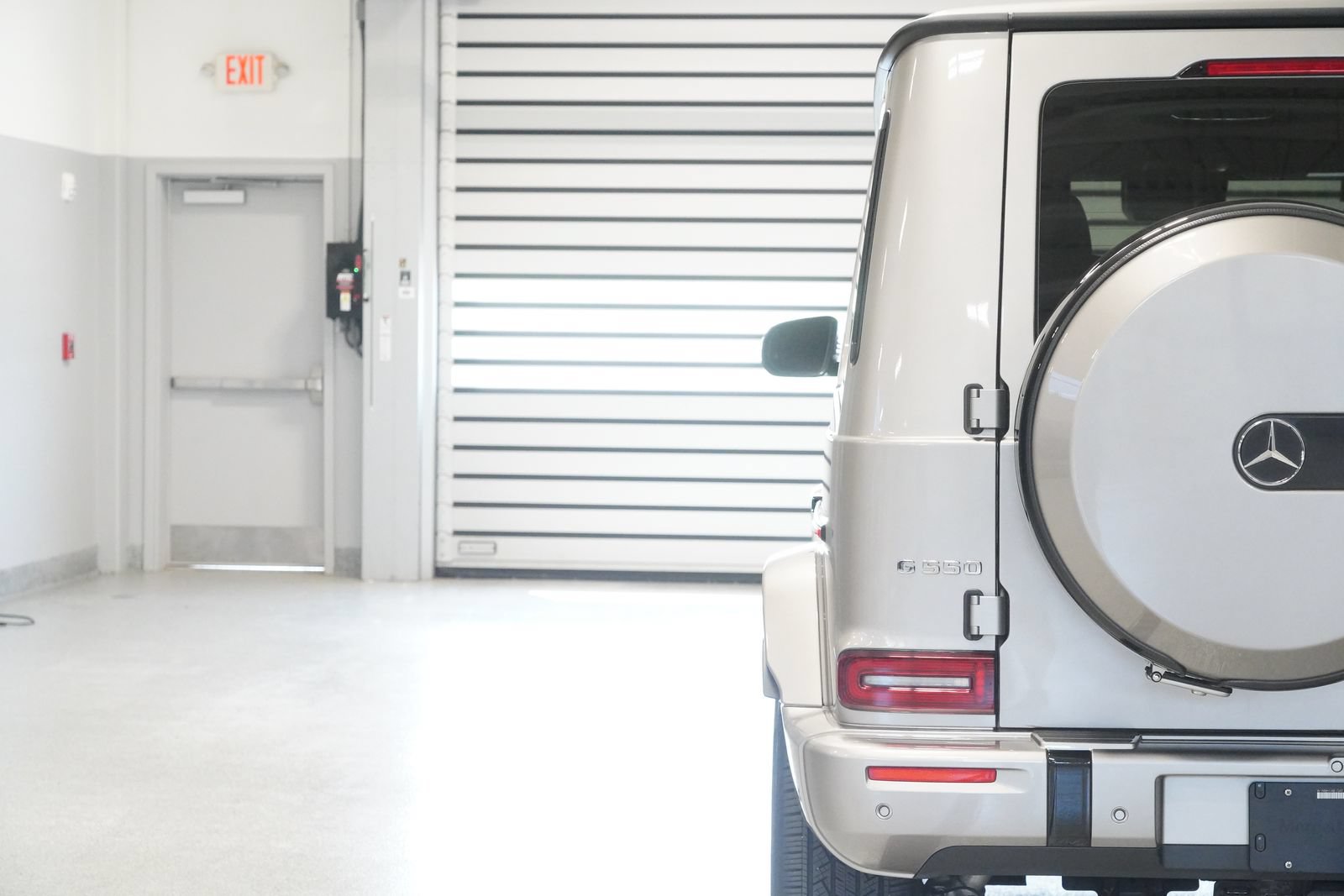 Certified 2025 Mercedes-Benz G 550 w/ Exclusive Interior Package image 9