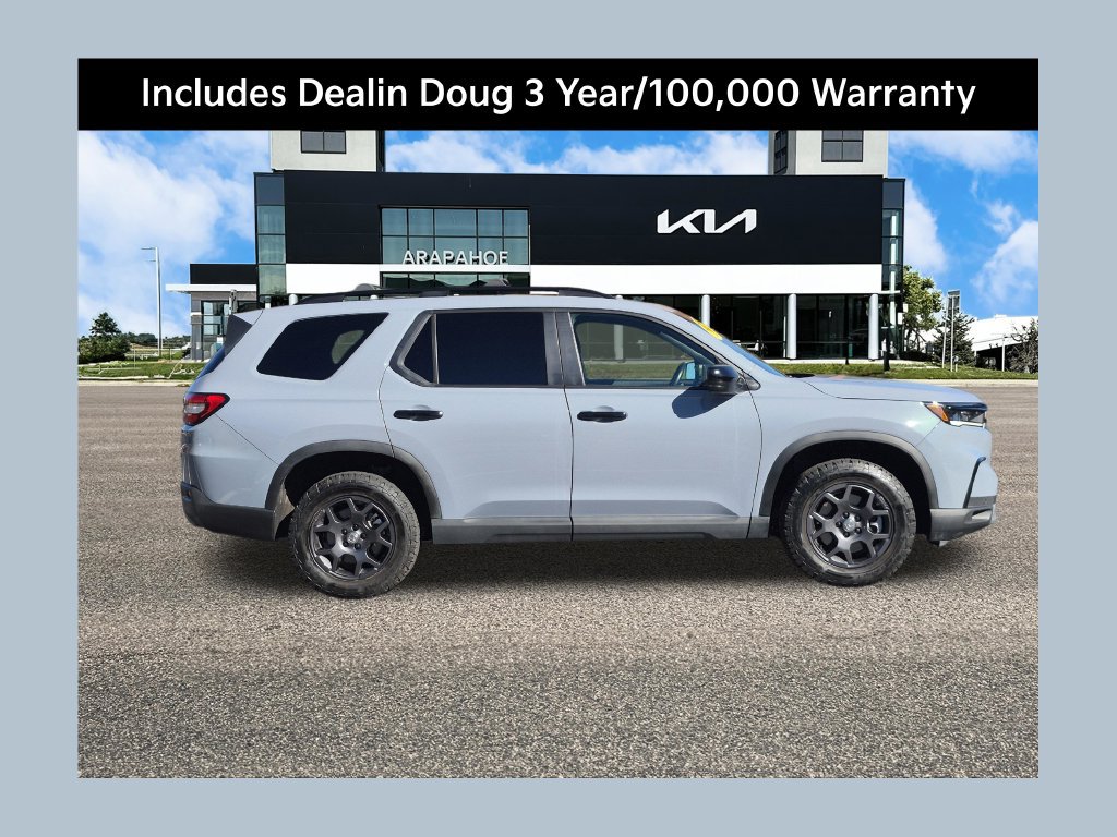 Used 2025 Honda Pilot TrailSport
