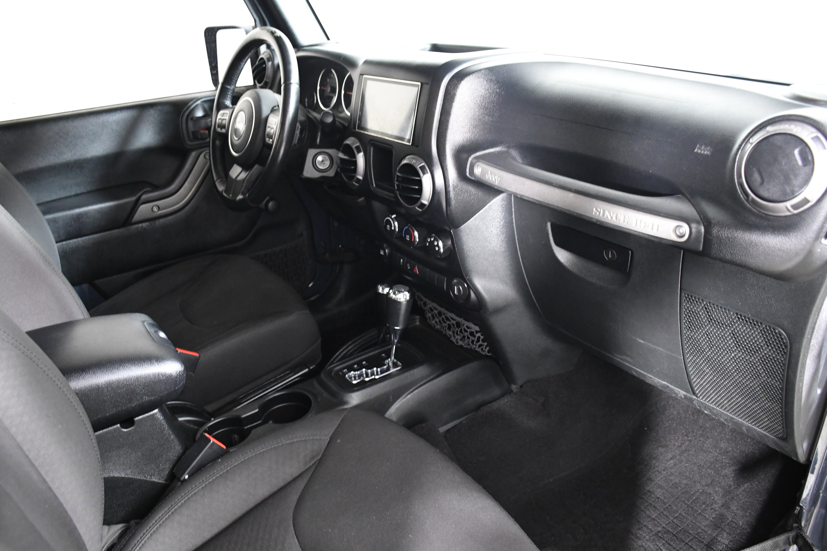 Used 2018 Jeep Wrangler Sport image 23