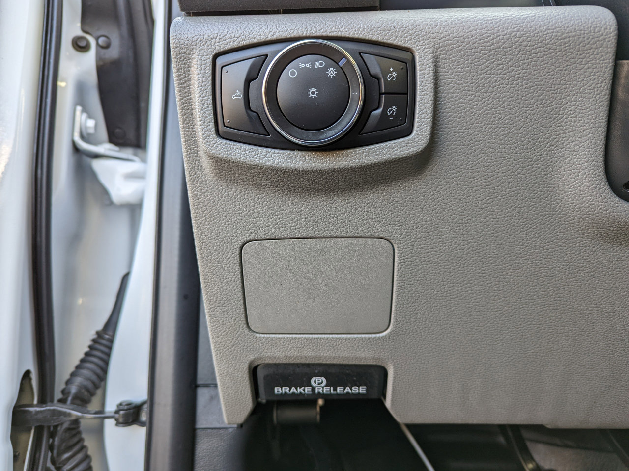 Used 2022 Ford F250 XL w/ Power Equipment Group image 13