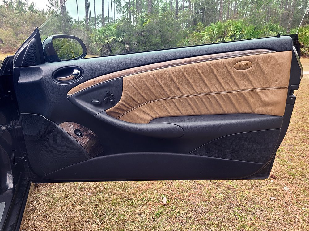 Used 2008 Mercedes-Benz CLK 350 Coupe image 22