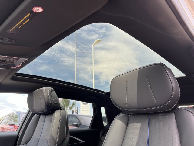 New 2025 Cadillac Lyriq Luxury image 13