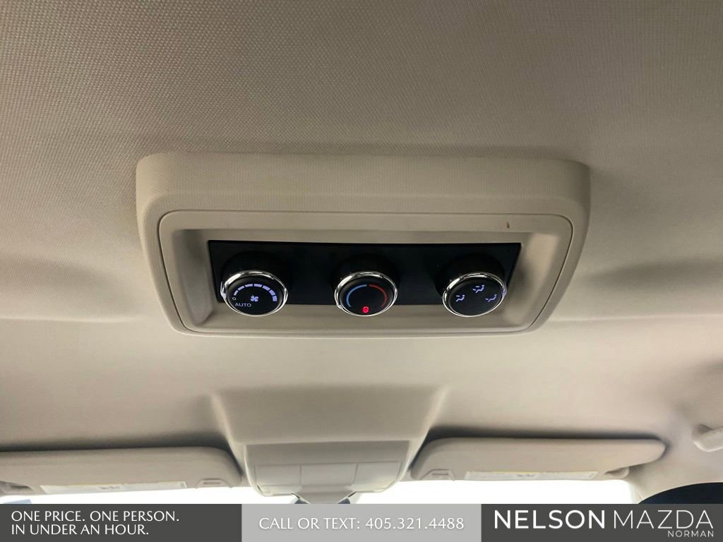 Used 2018 Dodge Journey SXT FWD image 39