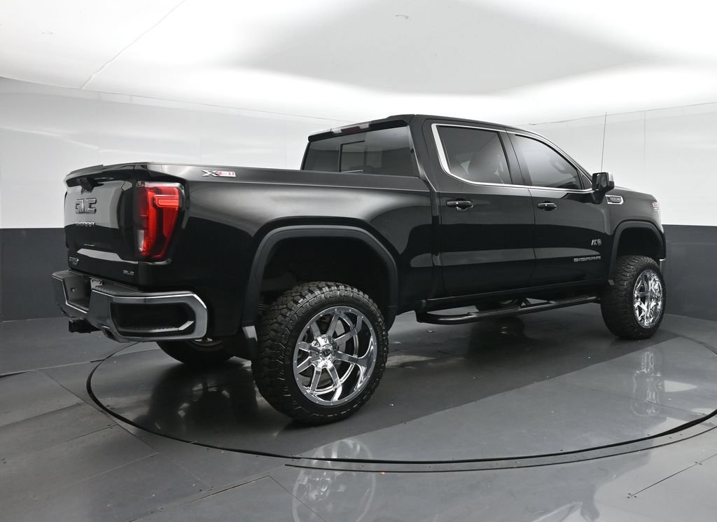 Used 2019 GMC Sierra 1500 SLE w/ X31 Off-Road Package AWD/4WD image 7