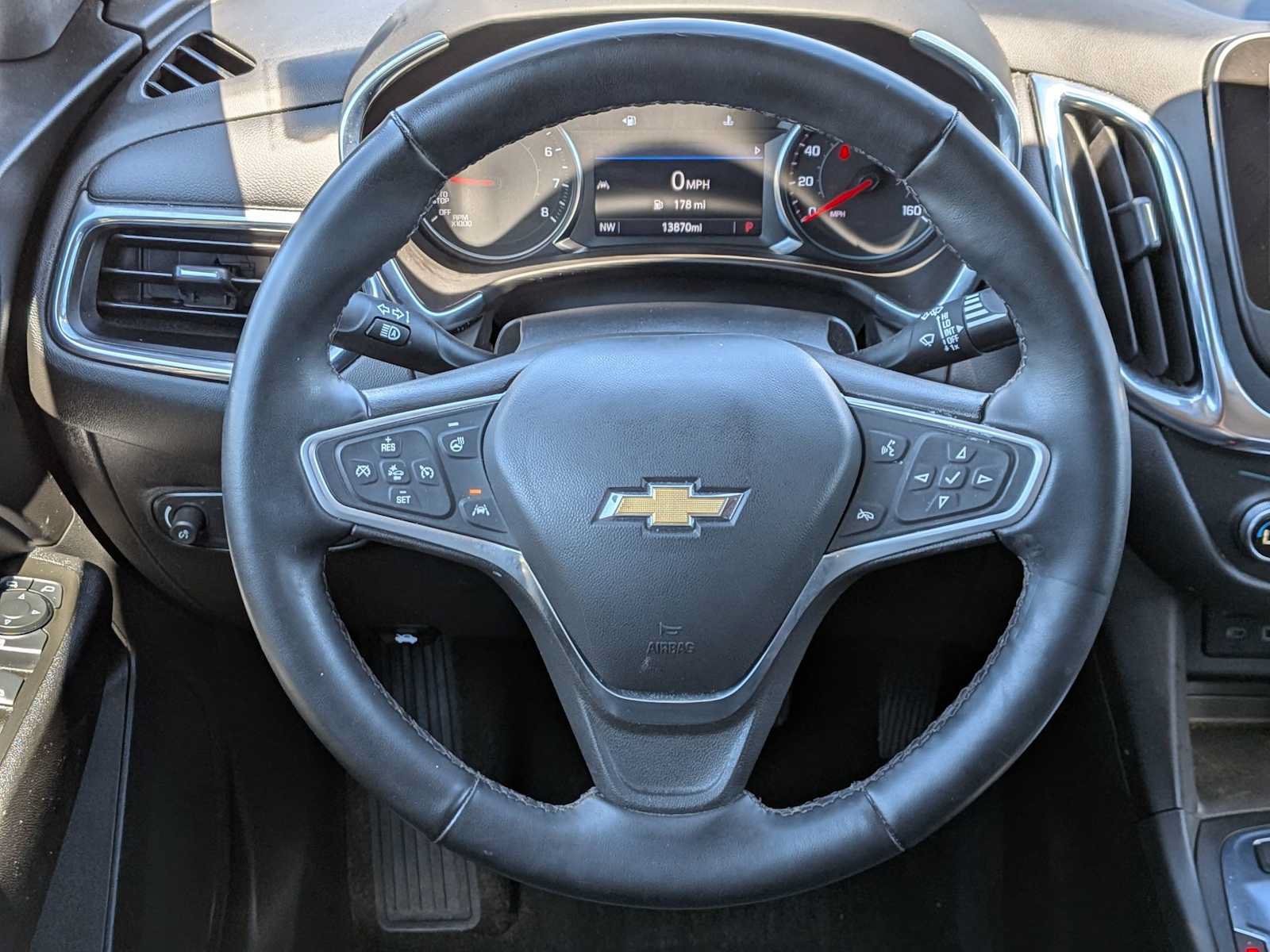 Used 2023 Chevrolet Equinox LT AWD/4WD image 23