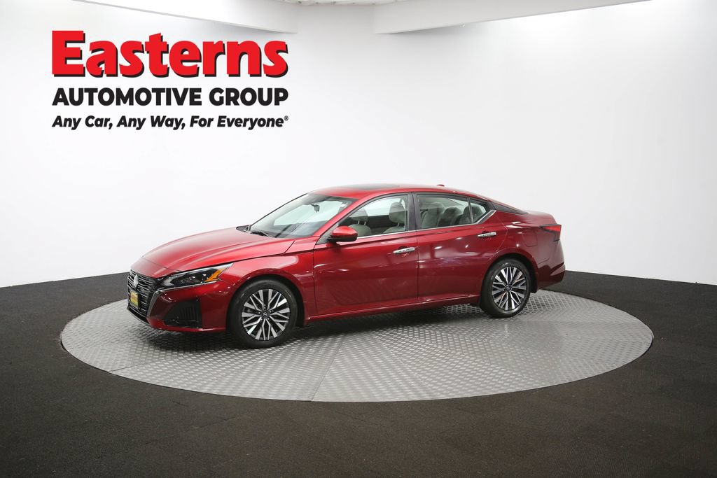 Used 2023 Nissan Altima 2.5 SV w/ SV Premium Package FWD image 57