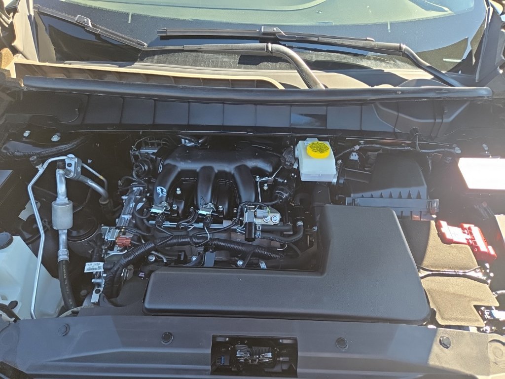 Used 2024 Nissan Pathfinder SV FWD image 38