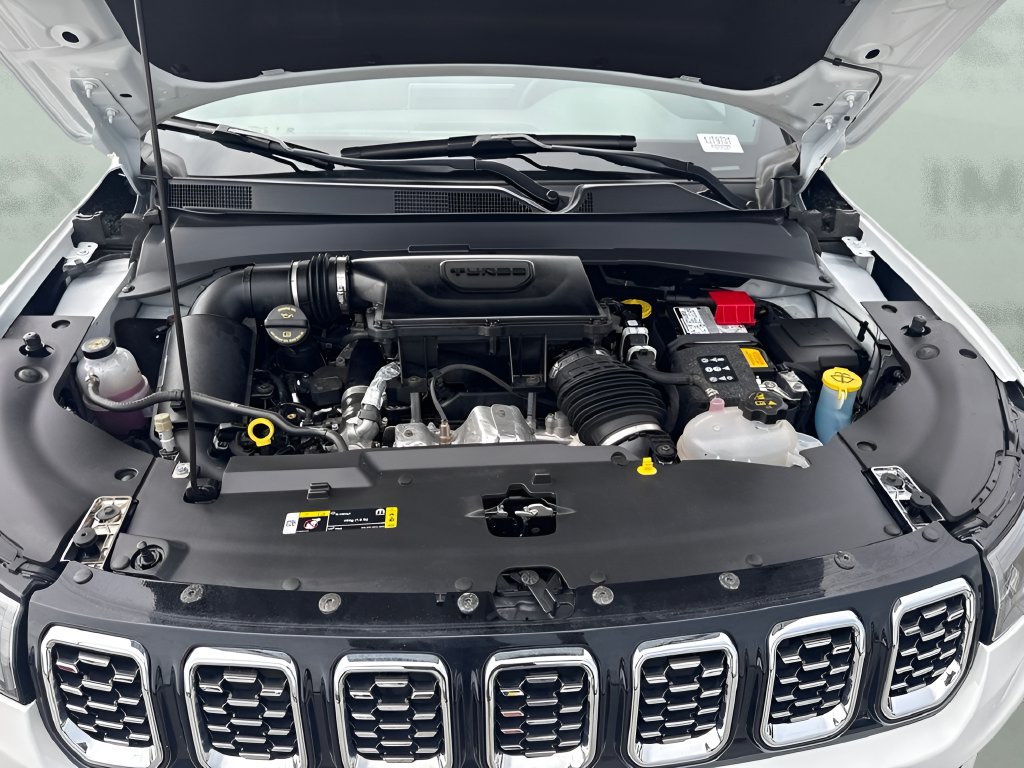 Used 2025 Jeep Compass Limited AWD/4WD image 19
