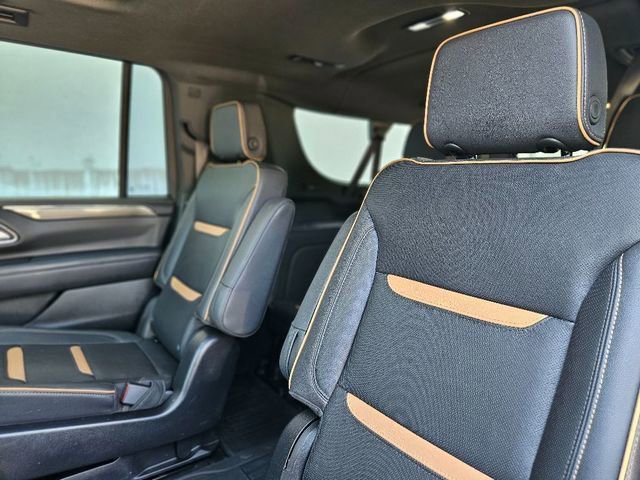 Used 2023 GMC Yukon XL AT4 w/ AT4 Premium Plus Package image 28
