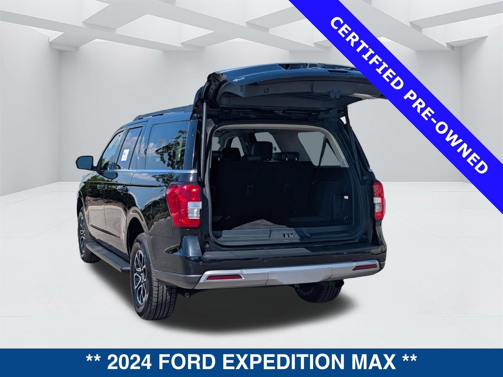 Certified 2024 Ford Expedition Max XLT image 13