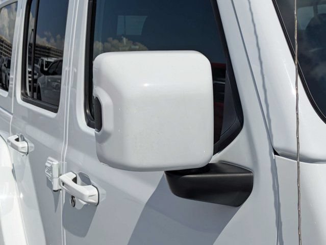 Used 2021 Jeep Wrangler Unlimited Sahara AWD/4WD image 11
