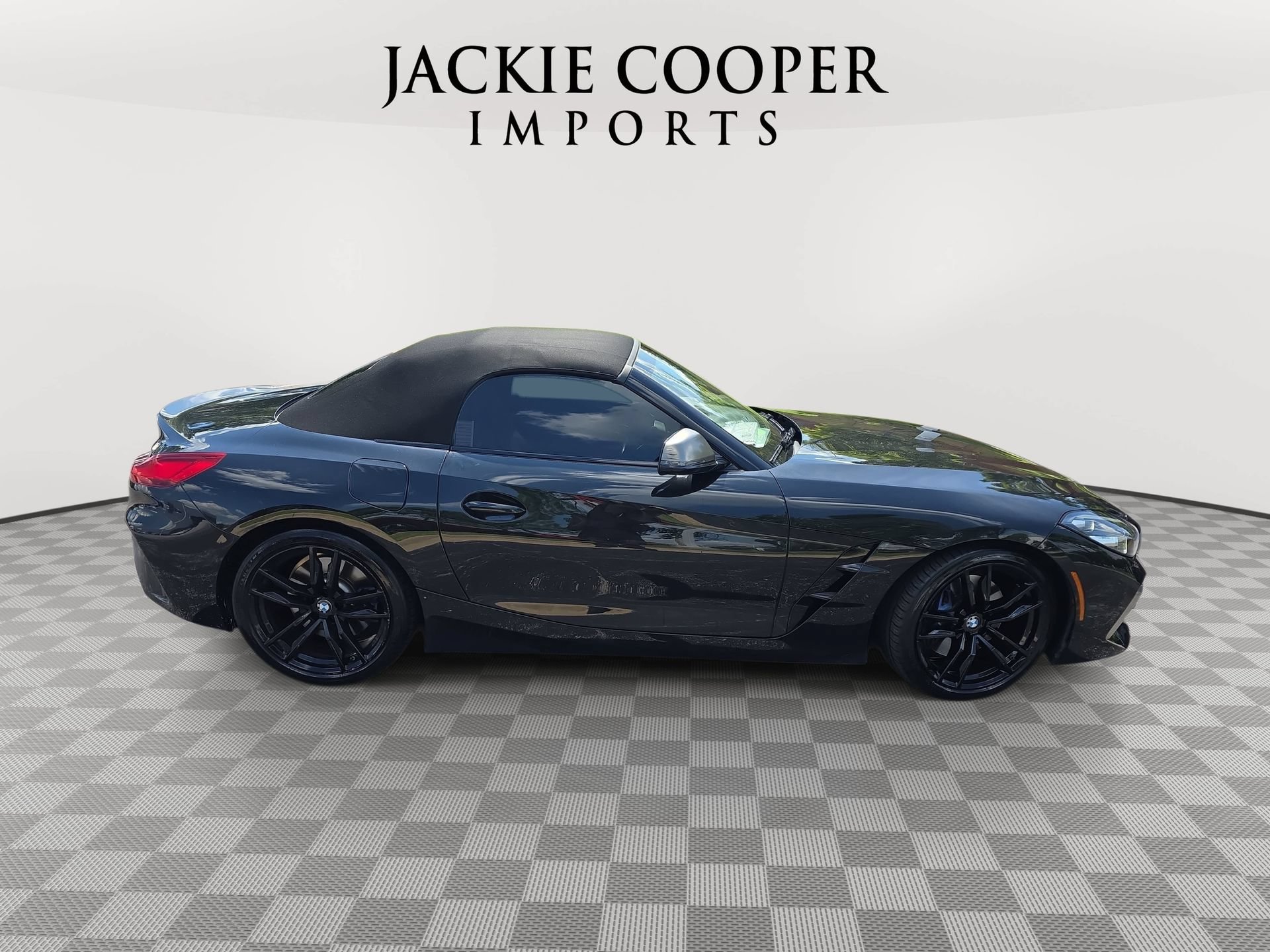 Used 2020 BMW Z4 M40i w/ Premium Package RWD image 4