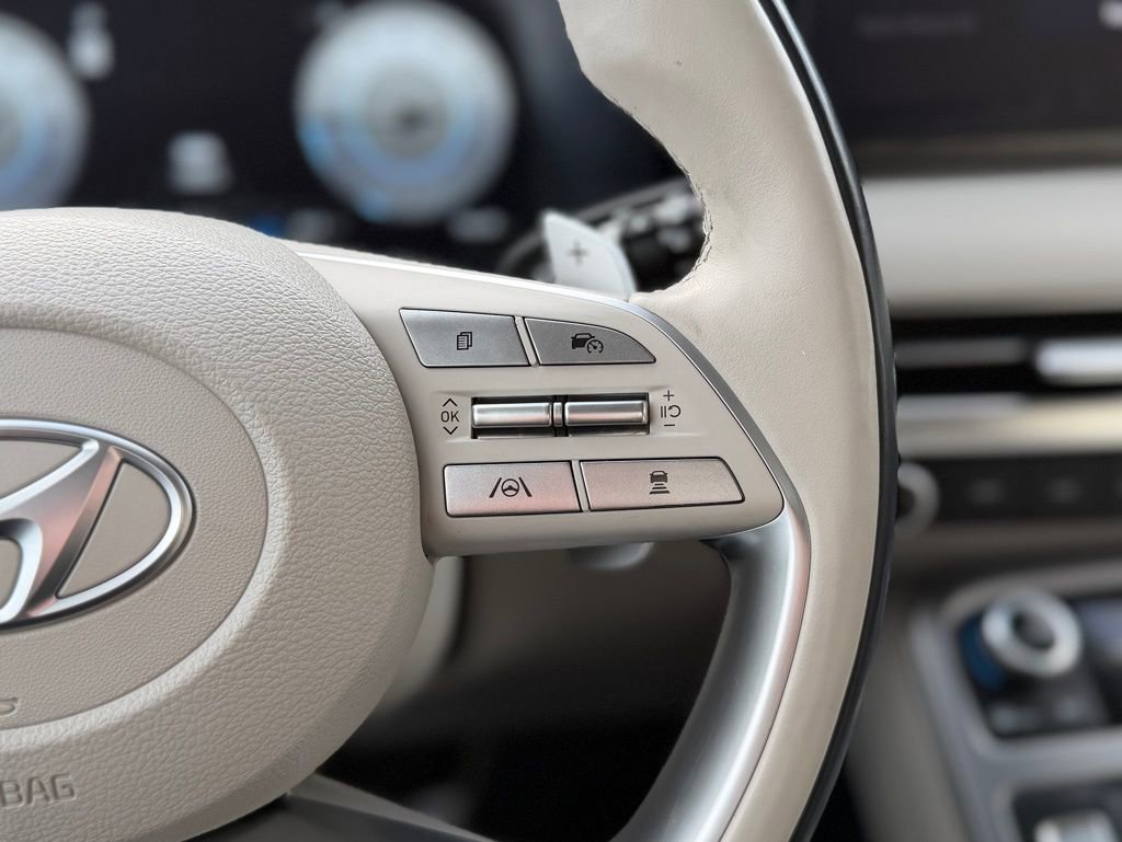 Used 2023 Hyundai Palisade Calligraphy image 21