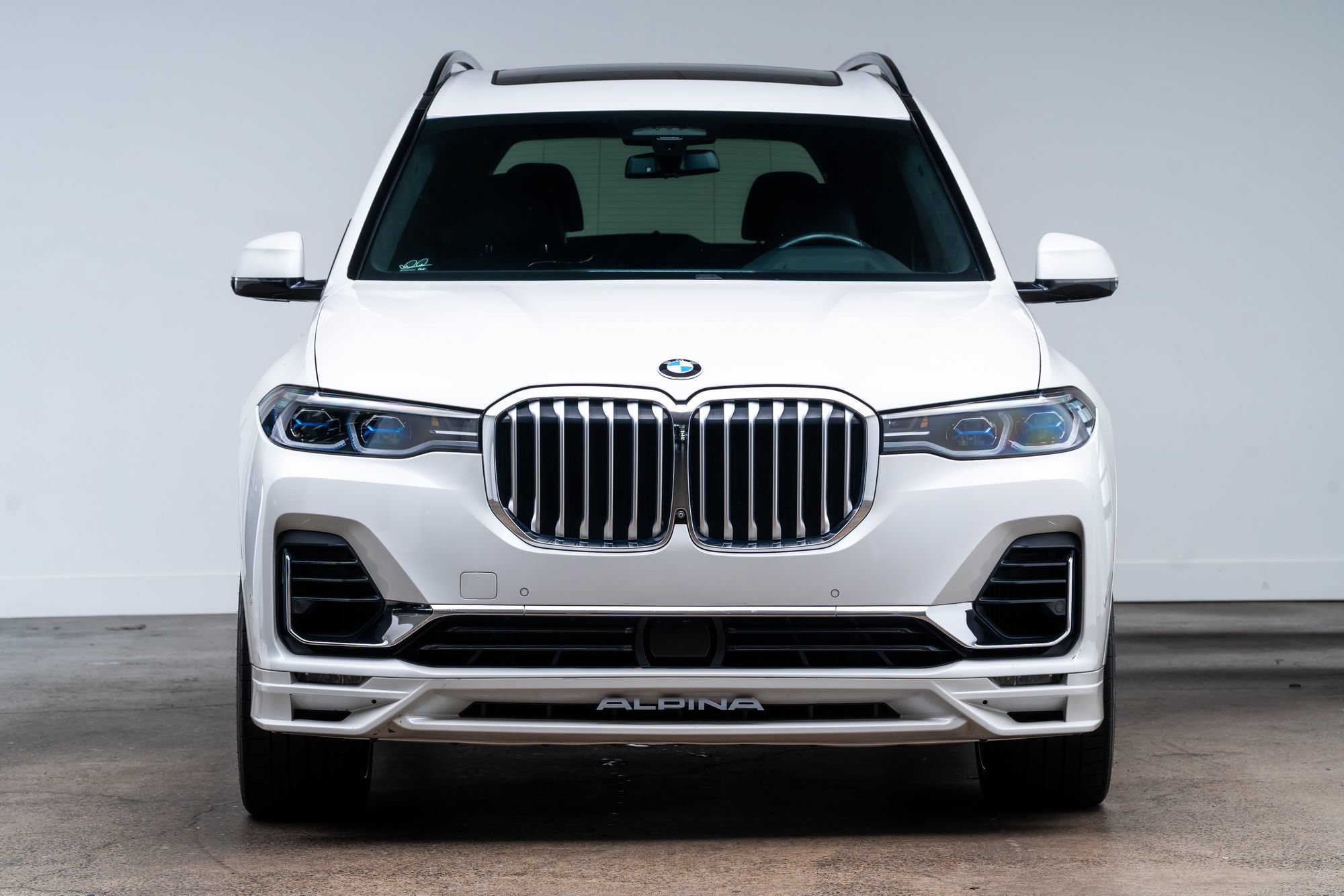 Used 2021 BMW ALPINA XB7 AWD/4WD image 3