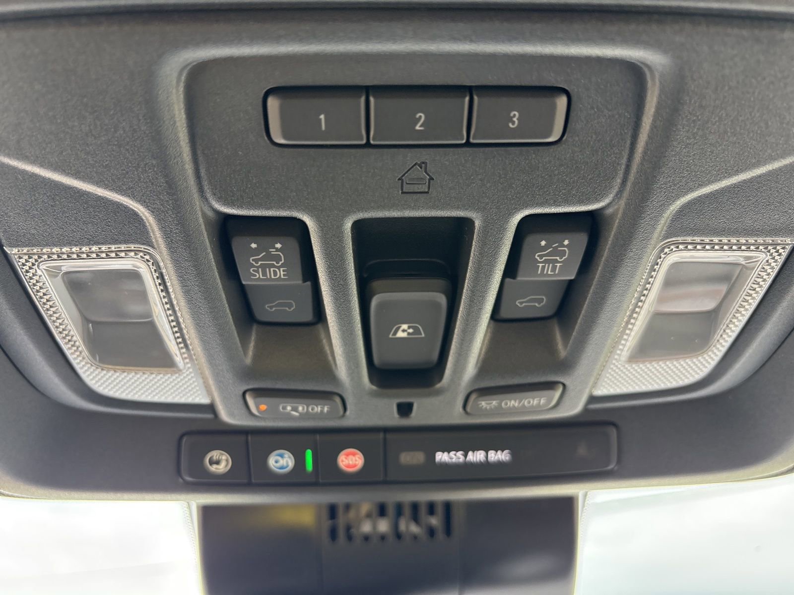 New 2026 GMC Sierra 2500 AT4 w/ AT4 Premium Plus Package AWD/4WD image 21
