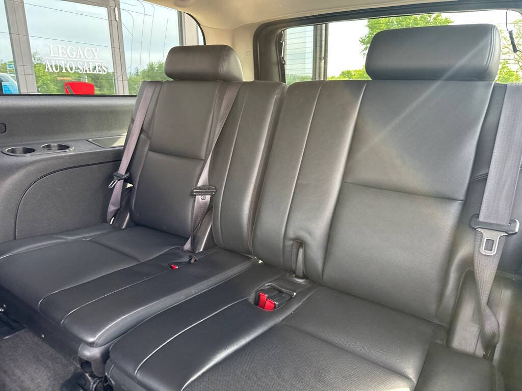 Used 2012 Chevrolet Suburban LTZ AWD/4WD image 7