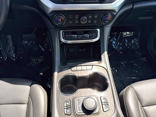 Used 2021 GMC Acadia SLT w/ Elevation Edition AWD/4WD image 32
