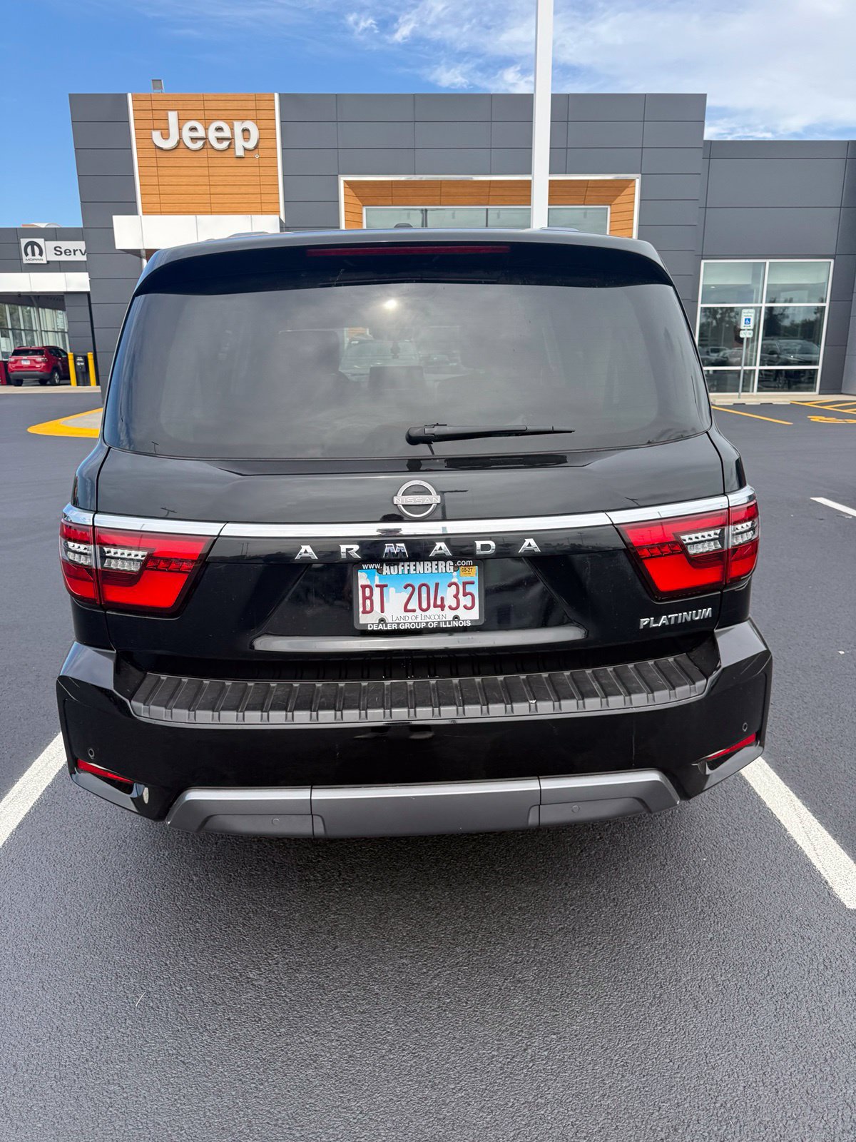 Used 2021 Nissan Armada Platinum w/ Captain's Chairs Package AWD/4WD image 6