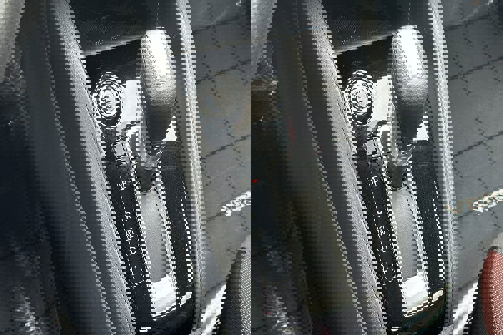 New 2025 Nissan Versa SR w/ Trunk Package image 20