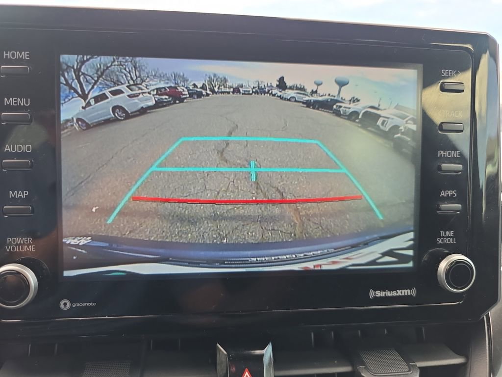 Used 2022 Toyota Corolla LE image 19