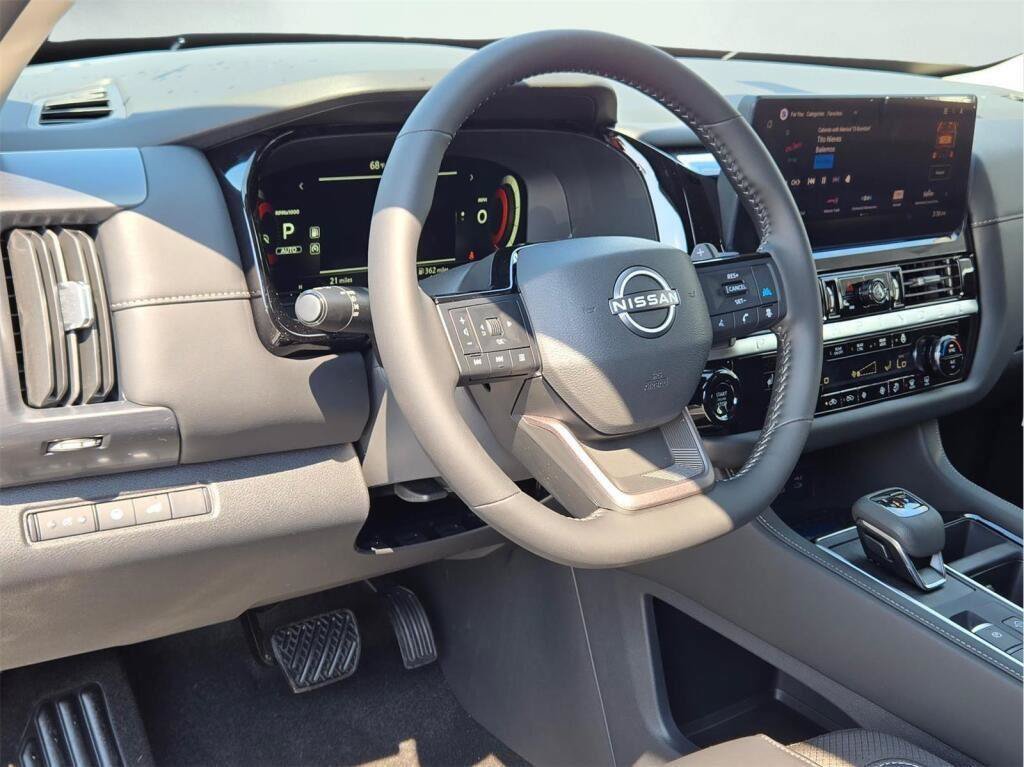 New 2026 Nissan Pathfinder SL AWD/4WD image 21
