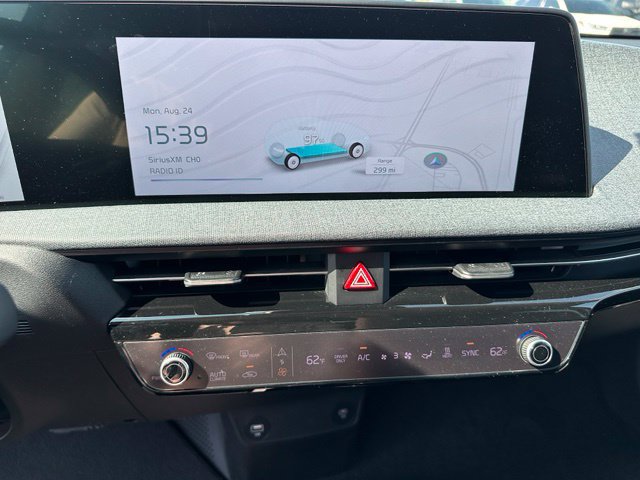 Used 2023 Kia EV6 Wind w/ Wind Technology Package AWD/4WD image 22