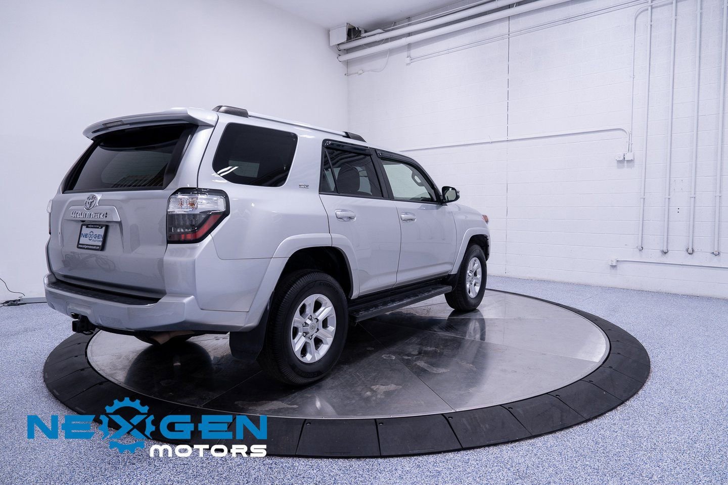Used 2021 Toyota 4Runner SR5 Premium image 33