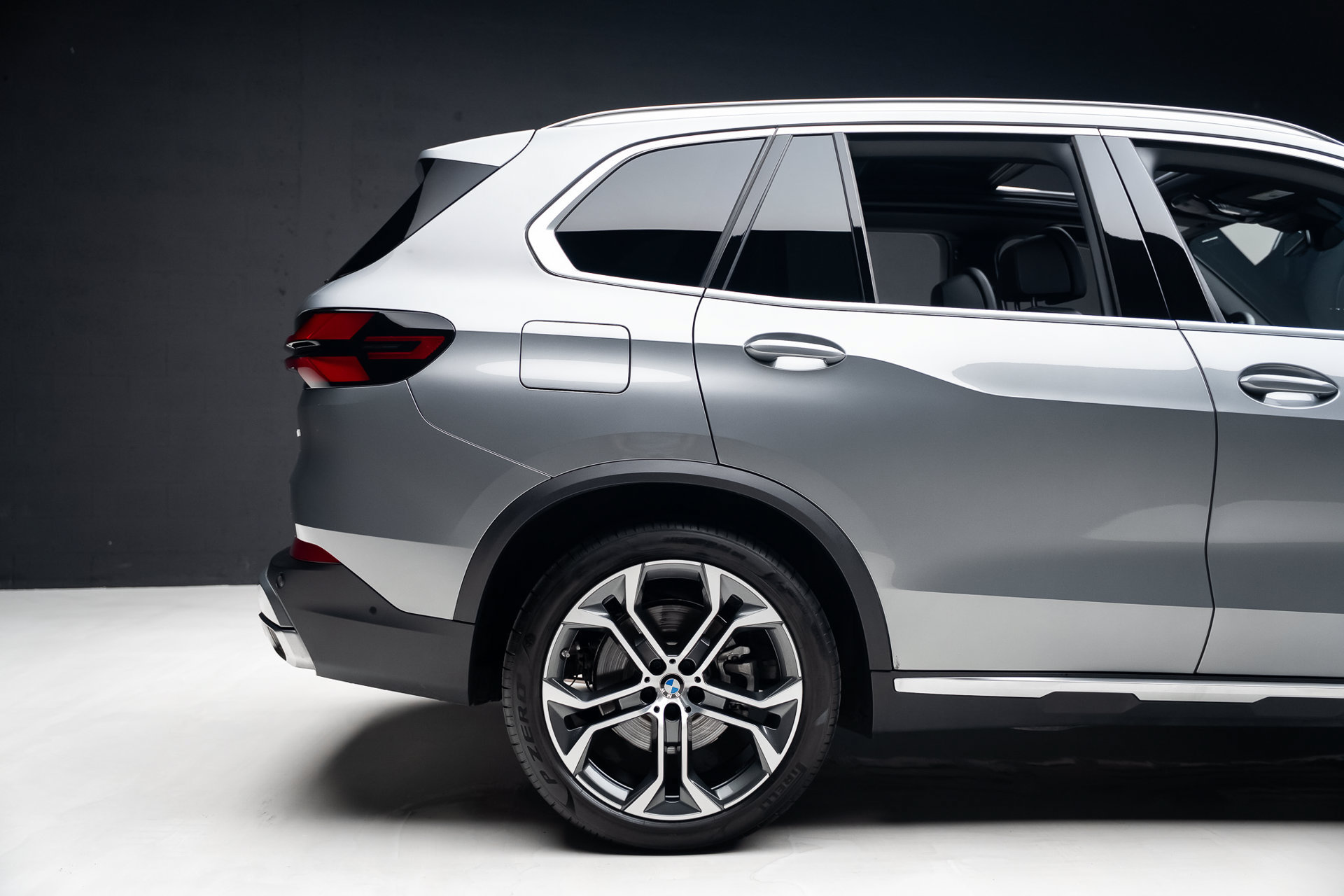 Used 2026 BMW X5 sDrive40i RWD image 37