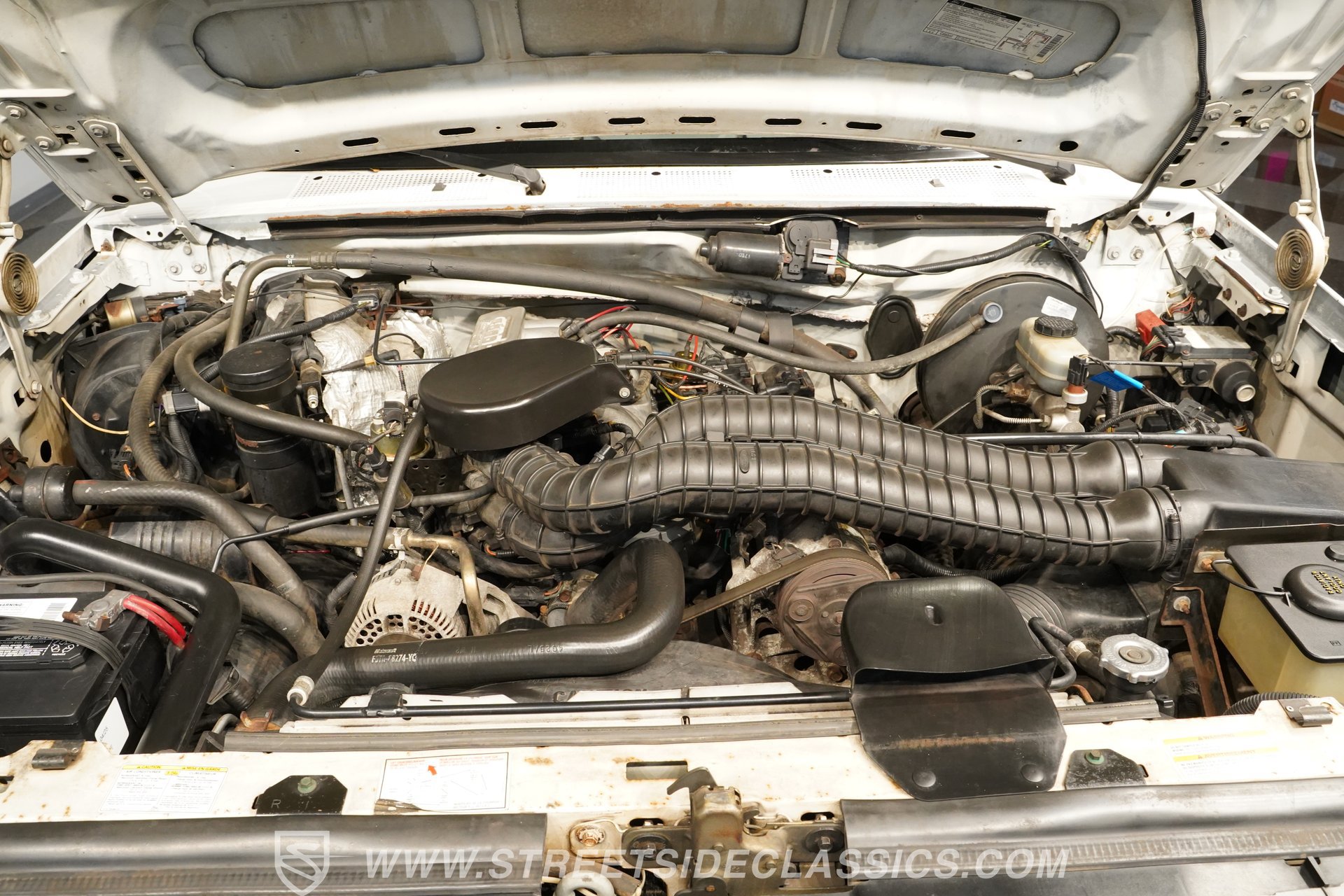 Used 1995 Ford Bronco XLT AWD/4WD image 3