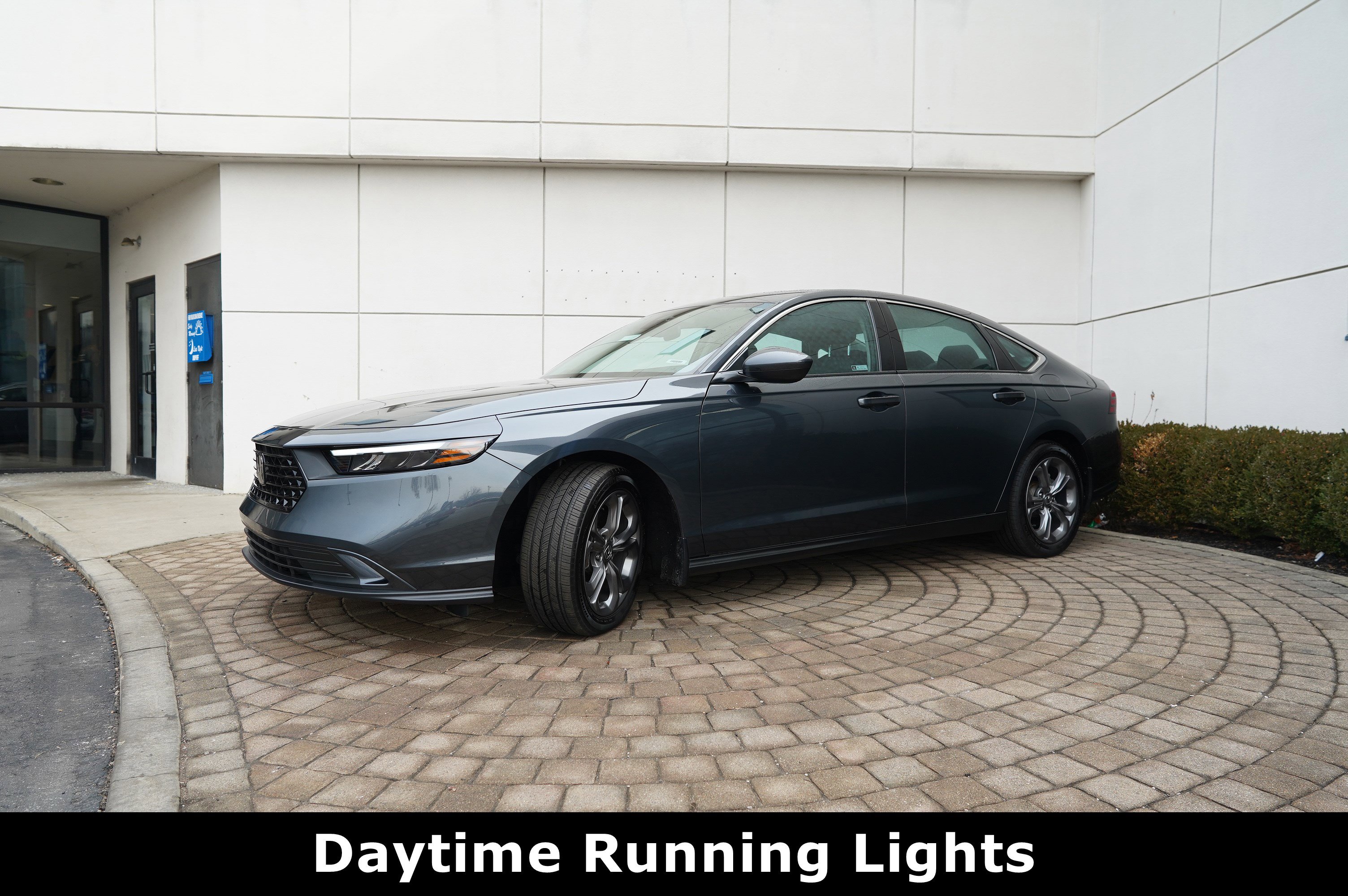 Used 2024 Honda Accord EX image 18