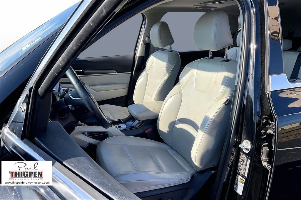 Used 2020 Kia Telluride S w/ S 8 Passenger Seating Package image 22