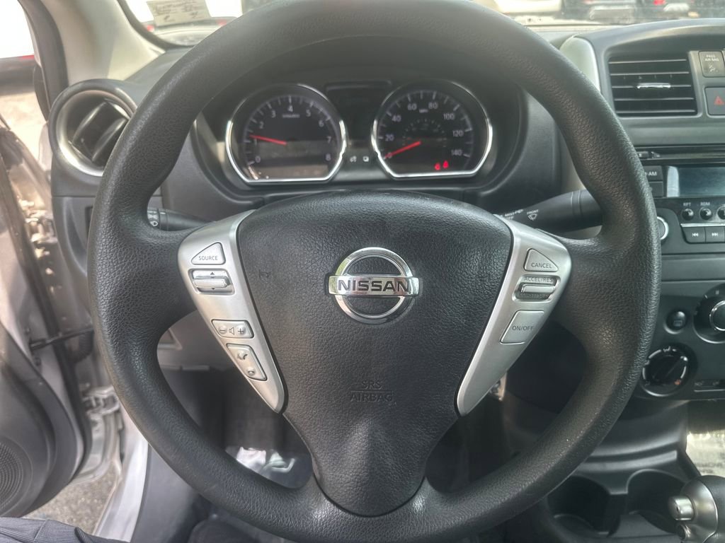 Used 2016 Nissan Versa SV FWD image 14