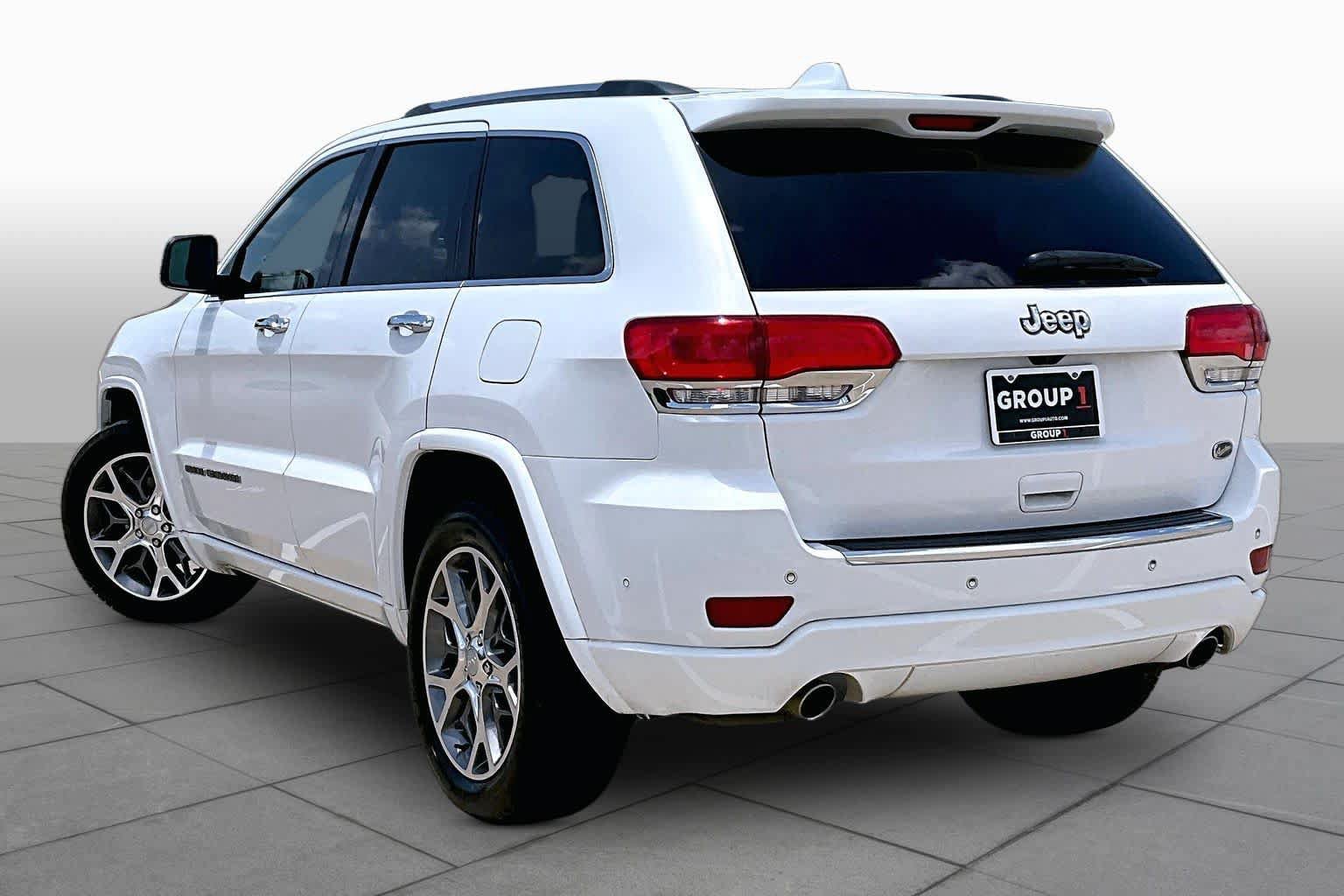 Used 2020 Jeep Grand Cherokee Overland RWD image 12