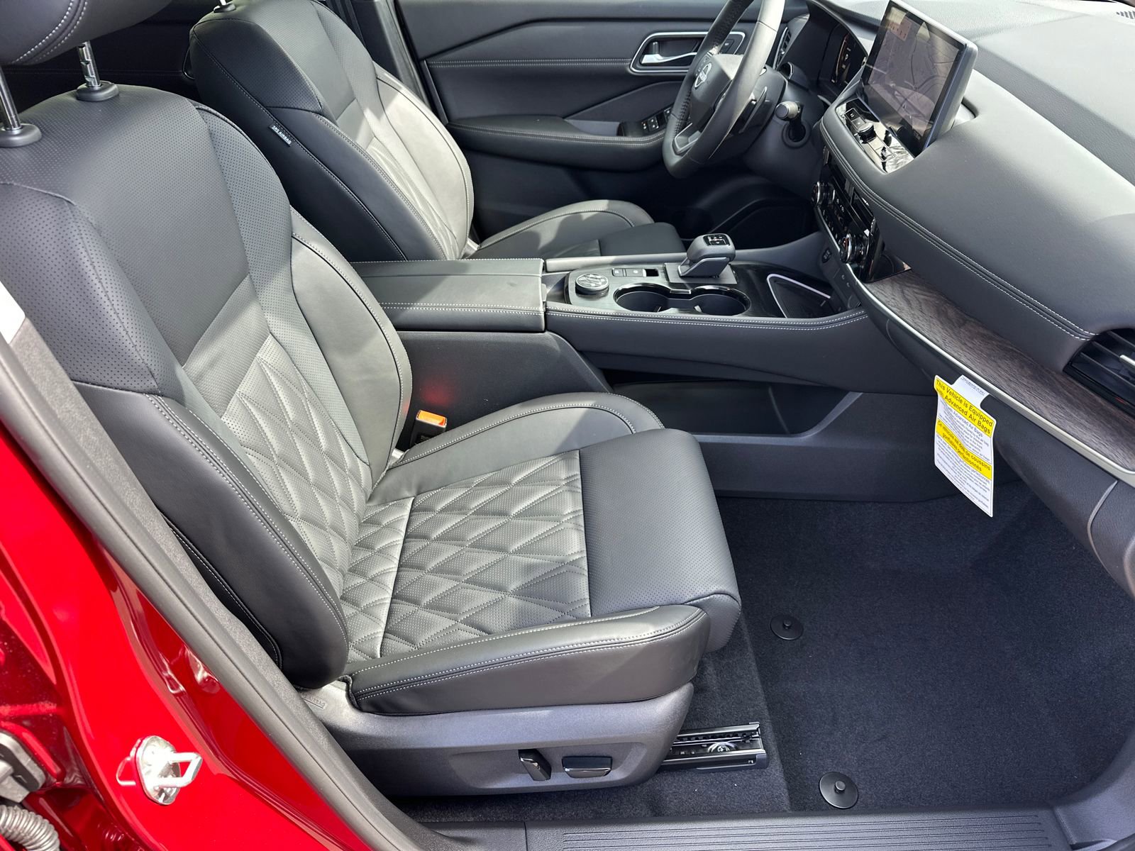 New 2026 Nissan Rogue Platinum w/ Tech Package image 13