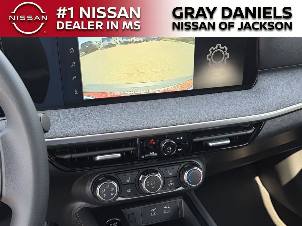 New 2025 Nissan Kicks SV w/ SV Premium Package AWD/4WD image 9