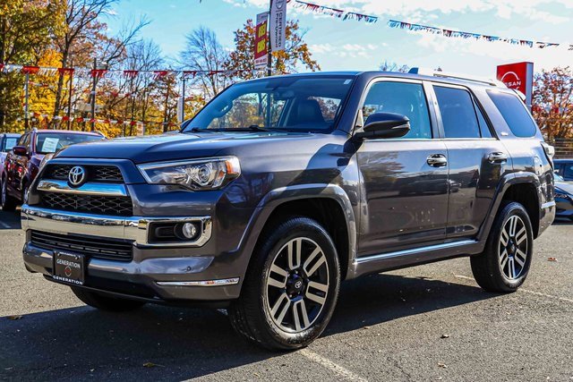 Used 2018 Toyota 4Runner Limited image 3