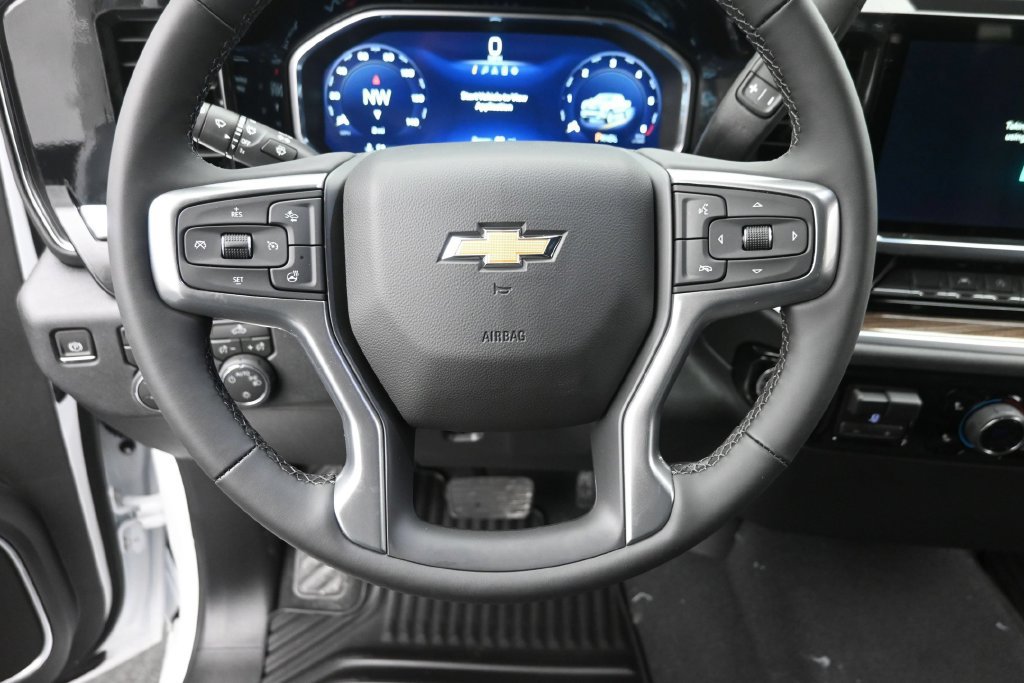New 2026 Chevrolet Silverado 1500 LT w/ All Star Edition Plus AWD/4WD image 16