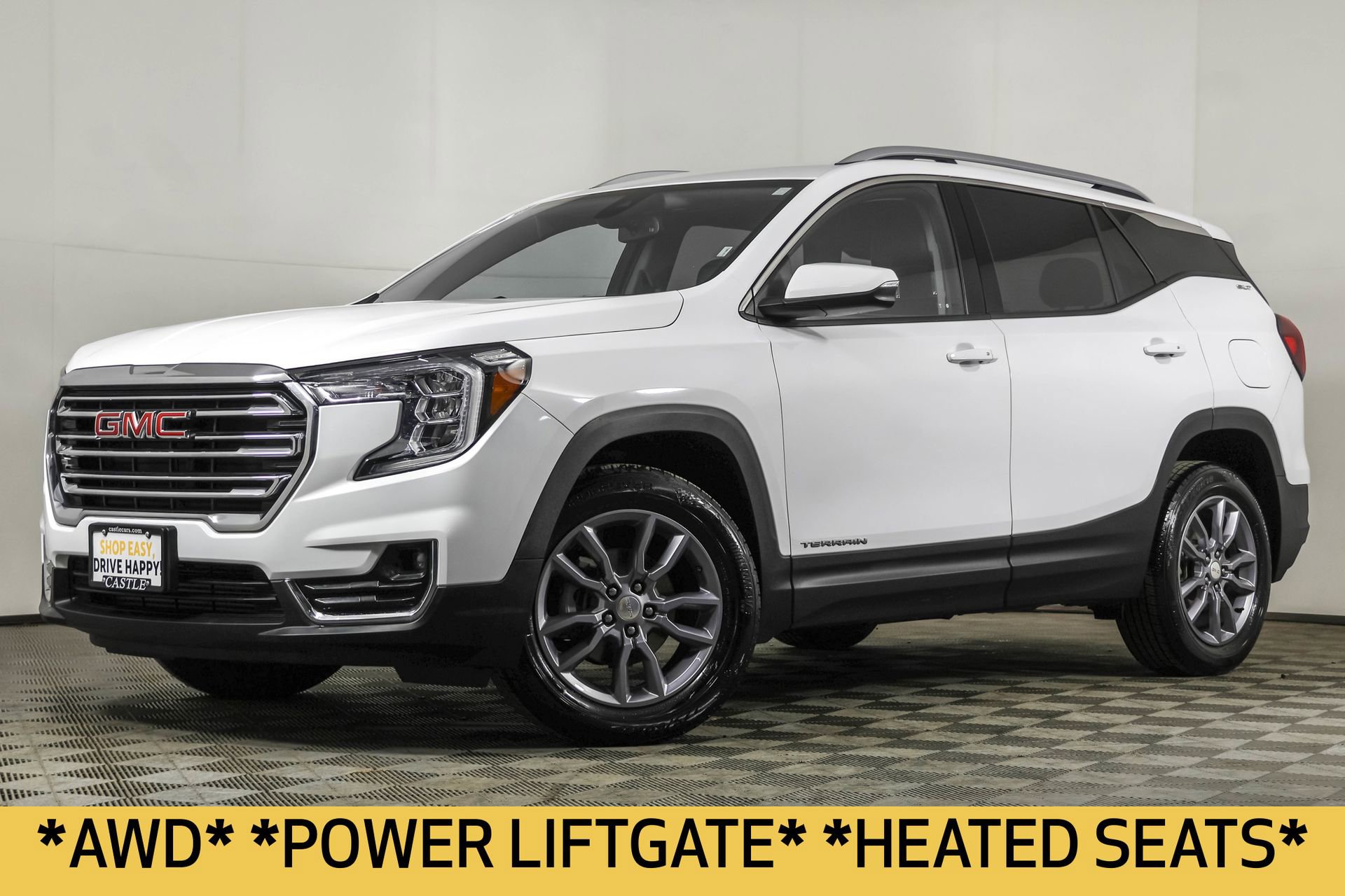 Used 2023 GMC Terrain SLT image 2