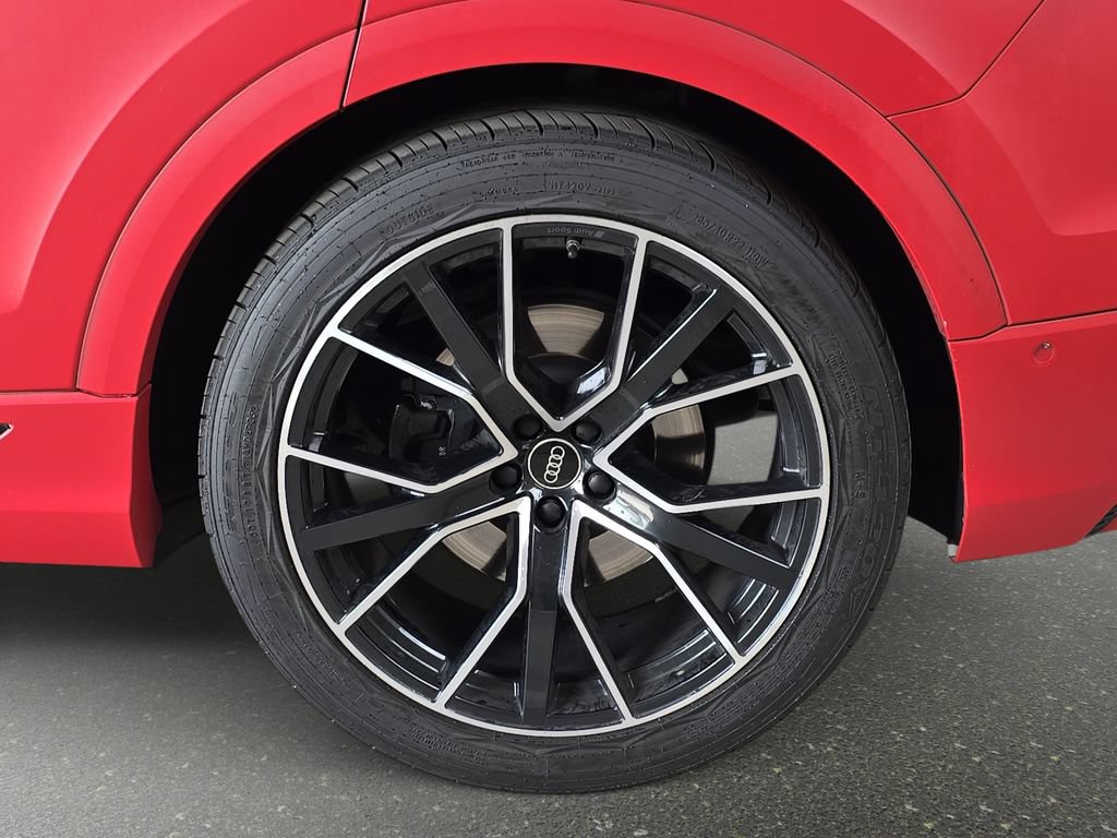 Used 2023 Audi SQ8 Prestige AWD/4WD image 35