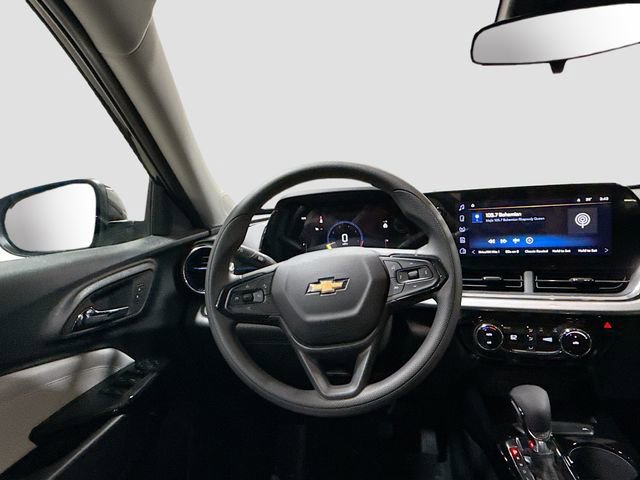 New 2026 Chevrolet Trax LT image 23