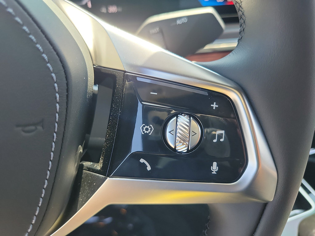New 2026 BMW i7 M70 RWD image 26