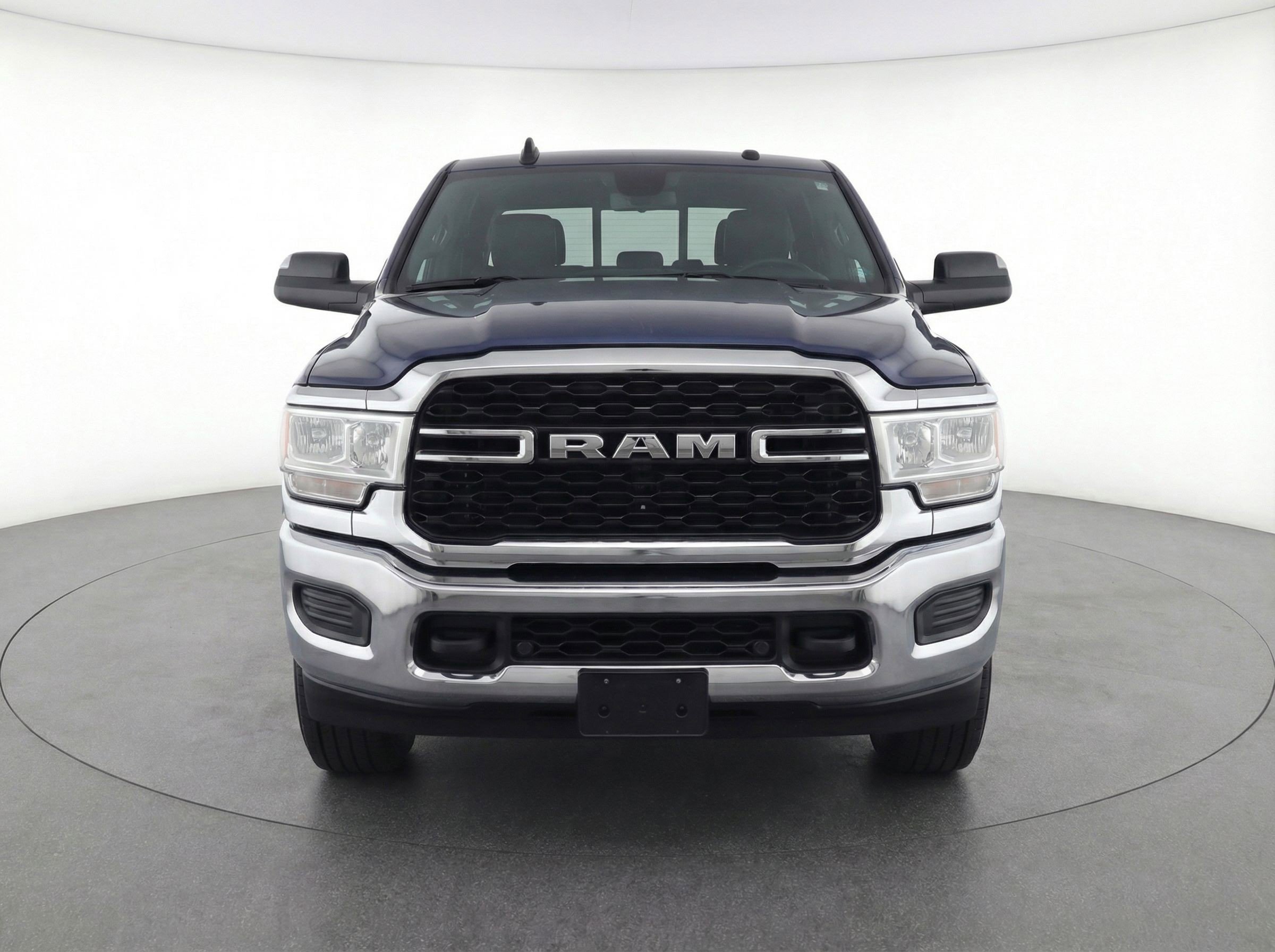 Used 2025 RAM 2500 Big Horn AWD/4WD image 2