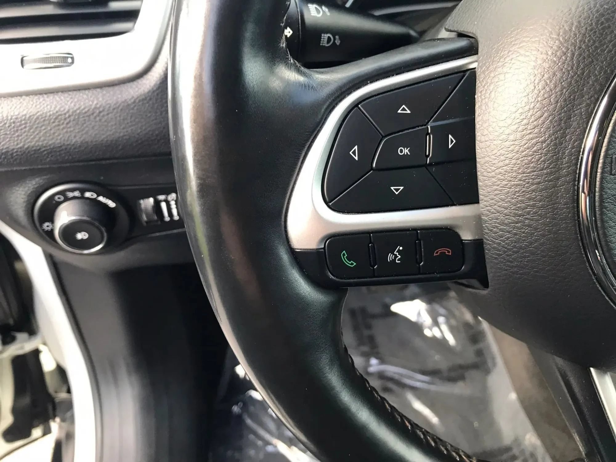 Used 2019 Jeep Compass Latitude w/ Popular Equipment Group AWD/4WD image 15