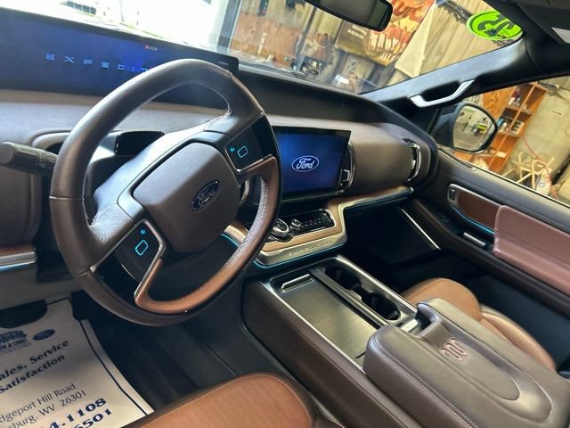Used 2025 Ford Expedition Max King Ranch AWD/4WD image 13