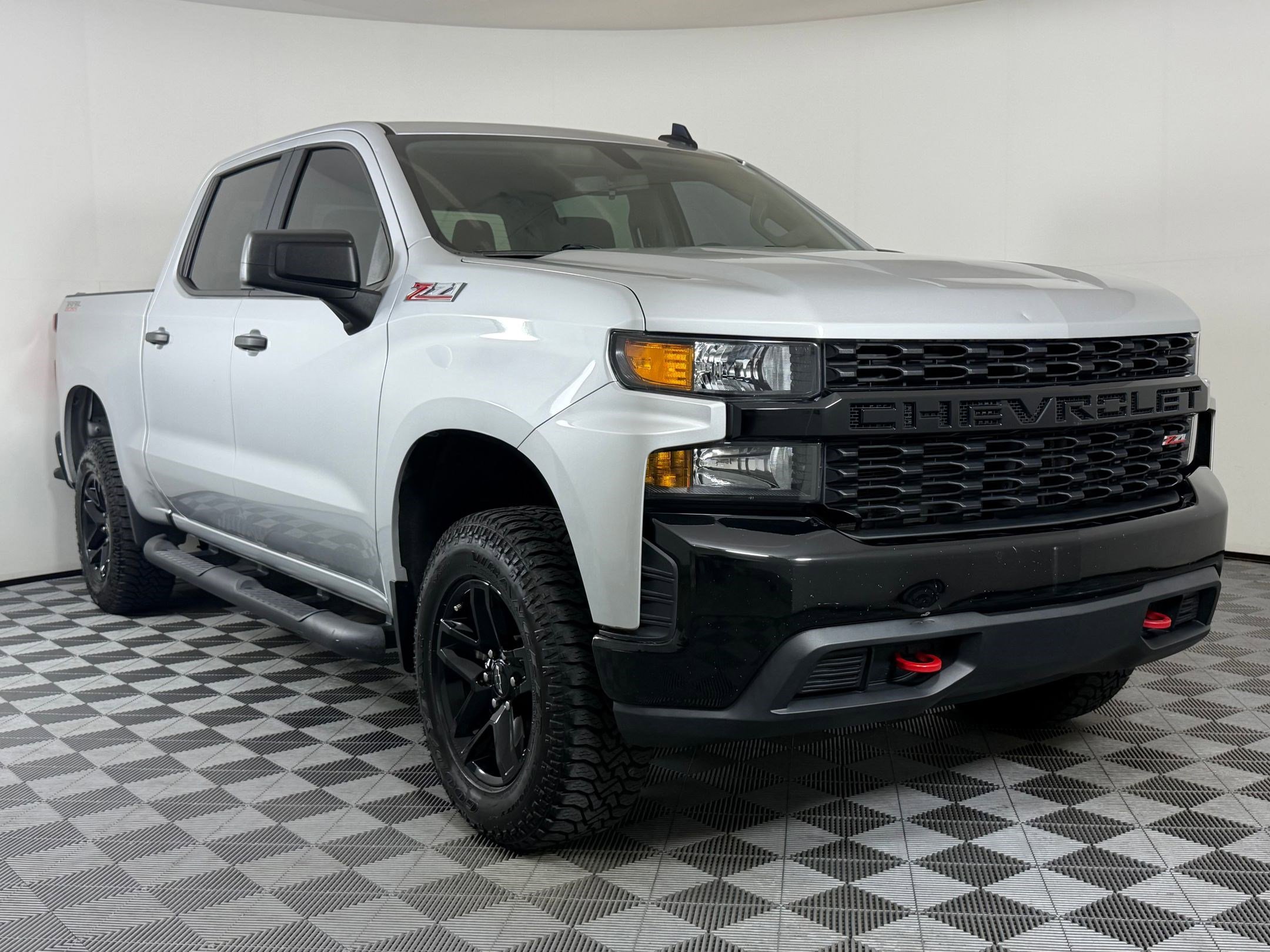 Used 2020 Chevrolet Silverado 1500 Custom Trail Boss w/ Custom Convenience Package AWD/4WD image 7