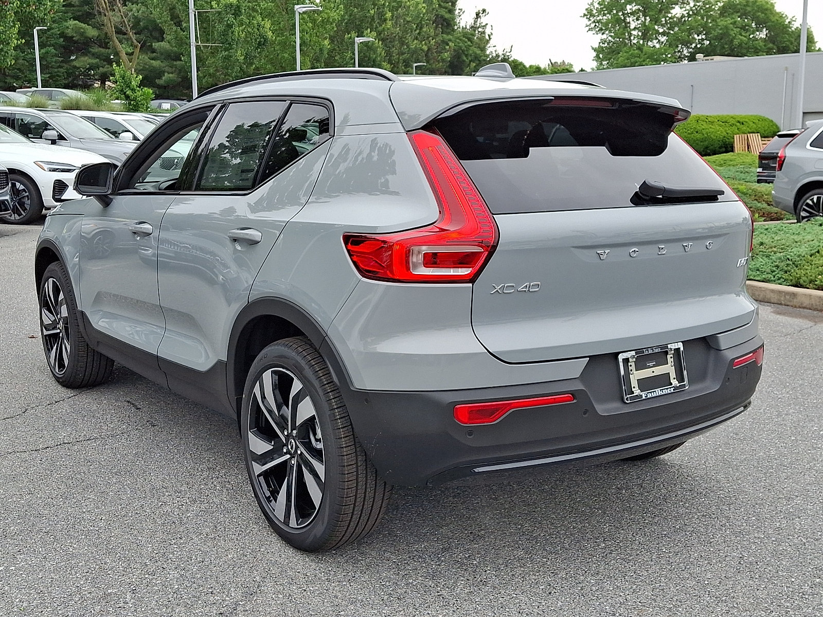 New 2026 Volvo XC40 B5 Ultra w/ Protection Package Premier AWD/4WD image 3
