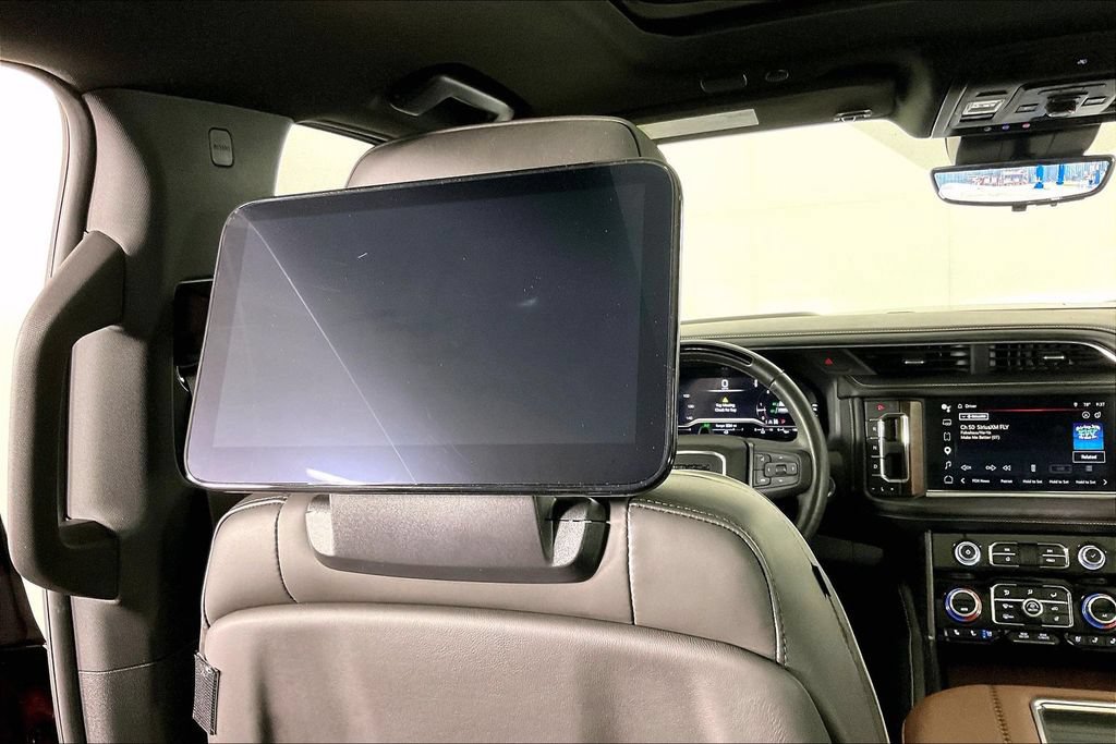 Used 2023 GMC Yukon Denali Ultimate AWD/4WD image 31