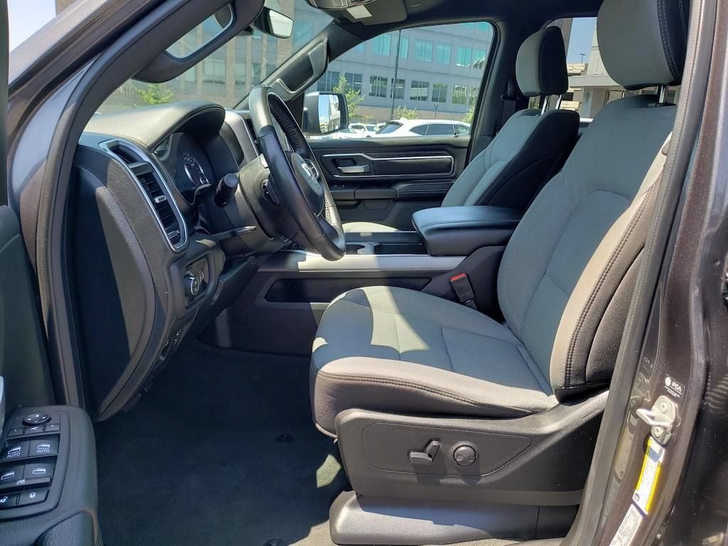 Used 2024 RAM 1500 Big Horn AWD/4WD image 16