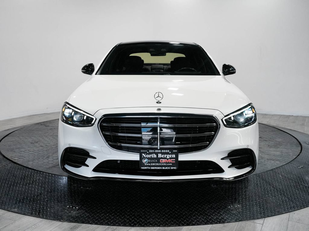 Used 2023 Mercedes-Benz S 500 4MATIC w/ AMG Line image 2
